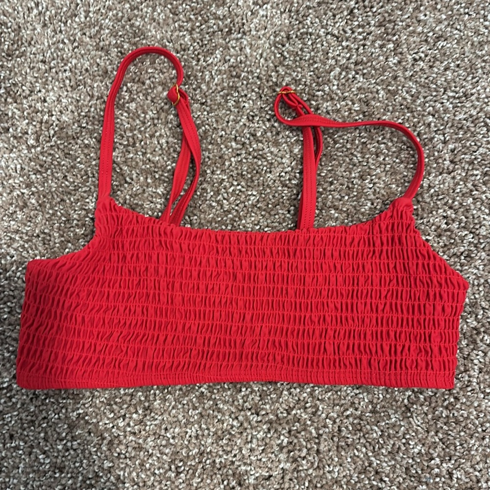 Red Bikini Set - Picture 4 of 5